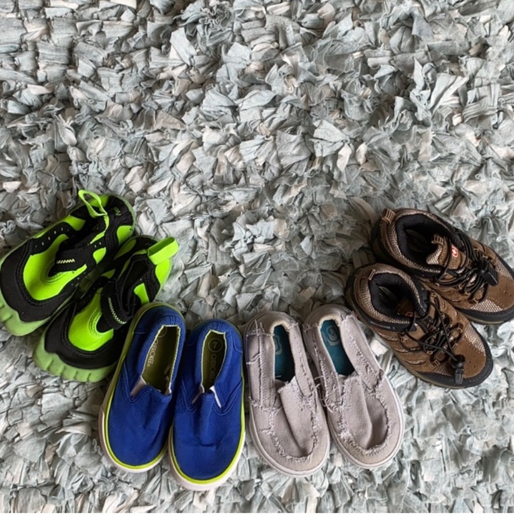 5 pairs of shoes bundle - Picture 3 of 5